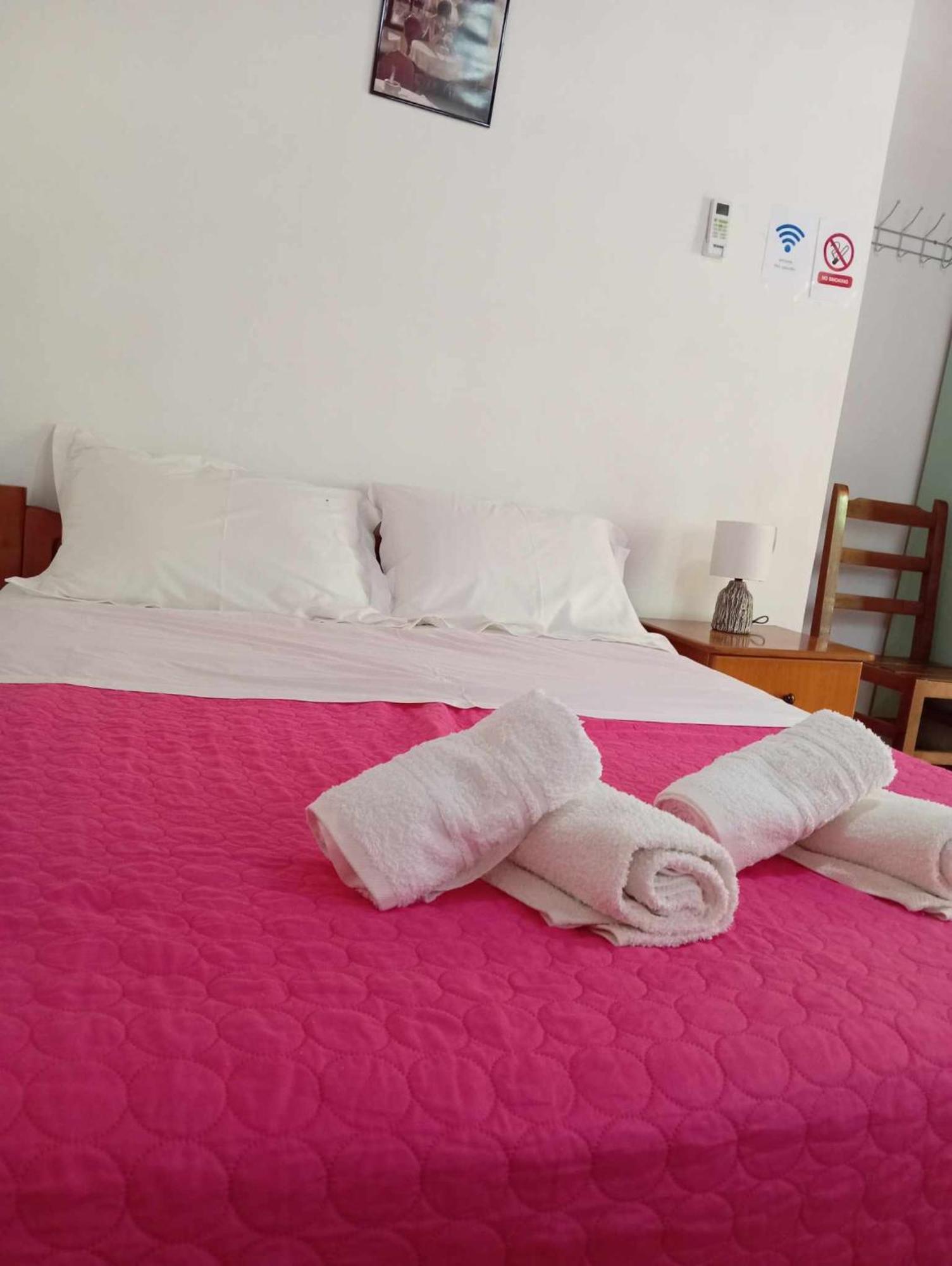 Hotel Relaxation Place Himarë Habitación foto